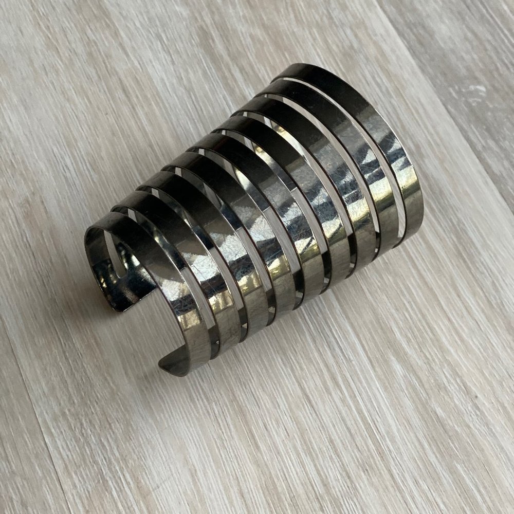 Metallic Silver Gladiator-esque Cuff Bracelet